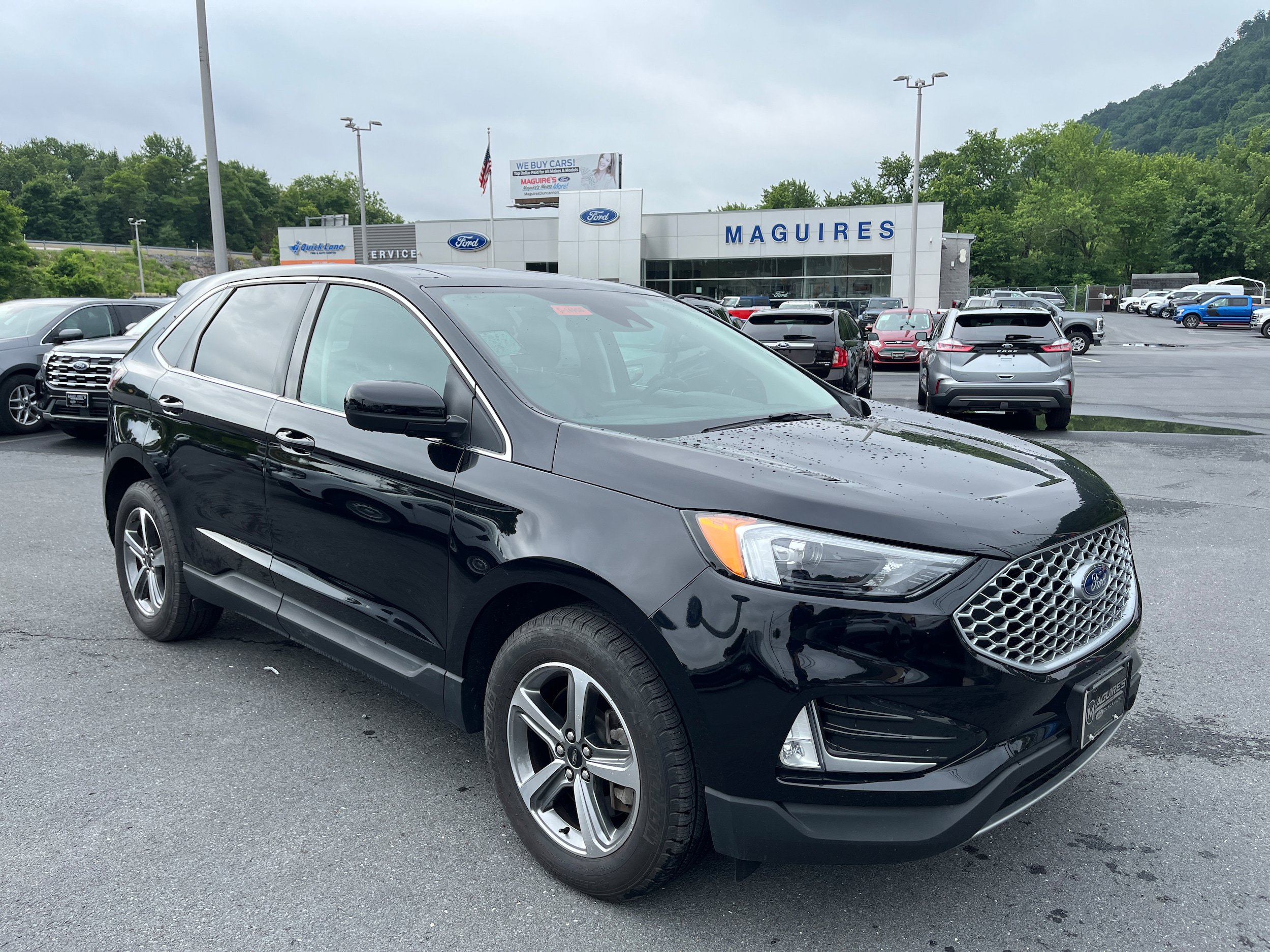 Certified 2023 Ford Edge SEL w/ Convenience Package AWD/4WD image 4