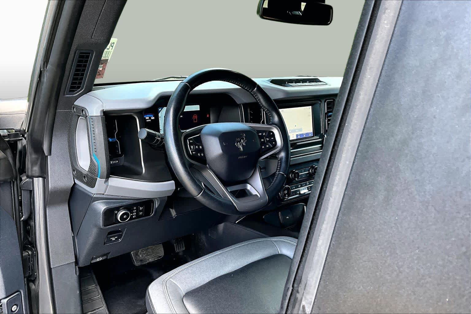 Certified 2023 Ford Bronco Black Diamond w/ Sasquatch Package AWD/4WD image 18