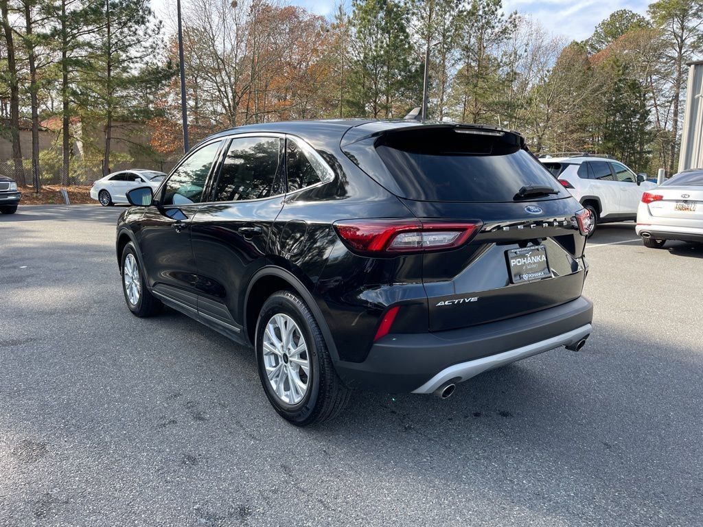 Certified 2023 Ford Escape Active w/ Cold Weather Package image 7