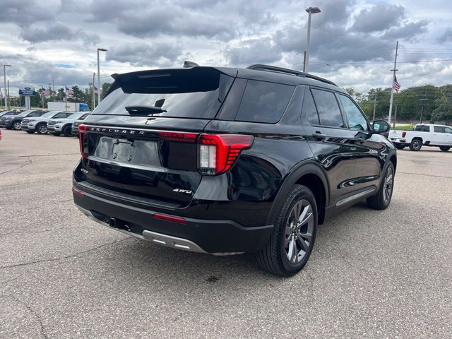 Certified 2025 Ford Explorer Active w/ Active Comfort Package AWD/4WD image 4