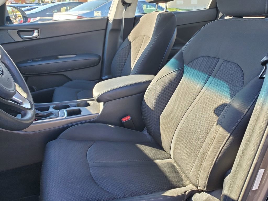 Used 2018 Kia Optima LX w/ Convenience Package image 12