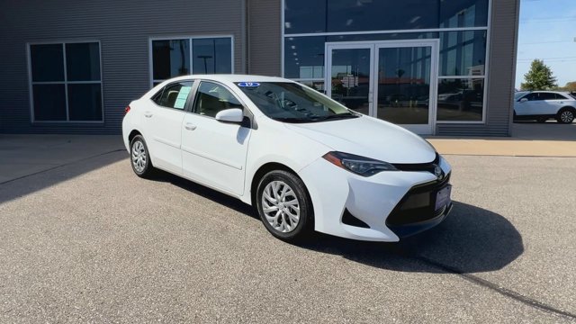 Used 2019 Toyota Corolla LE w/ Body Protection Package FWD image 3