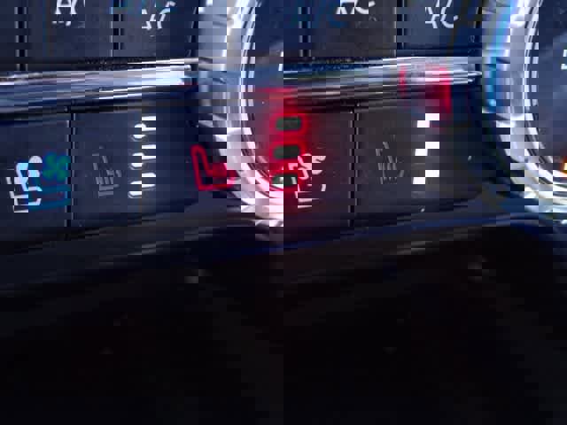 Certified 2023 Ford F150 Lariat image 41