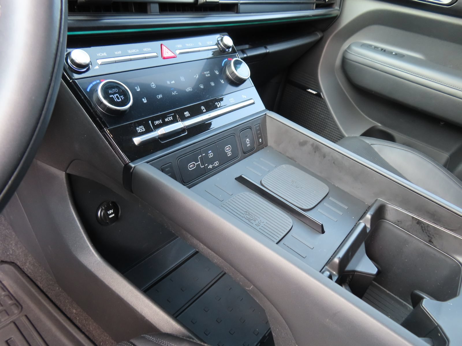 Used 2024 Hyundai Santa Fe Calligraphy AWD/4WD image 27