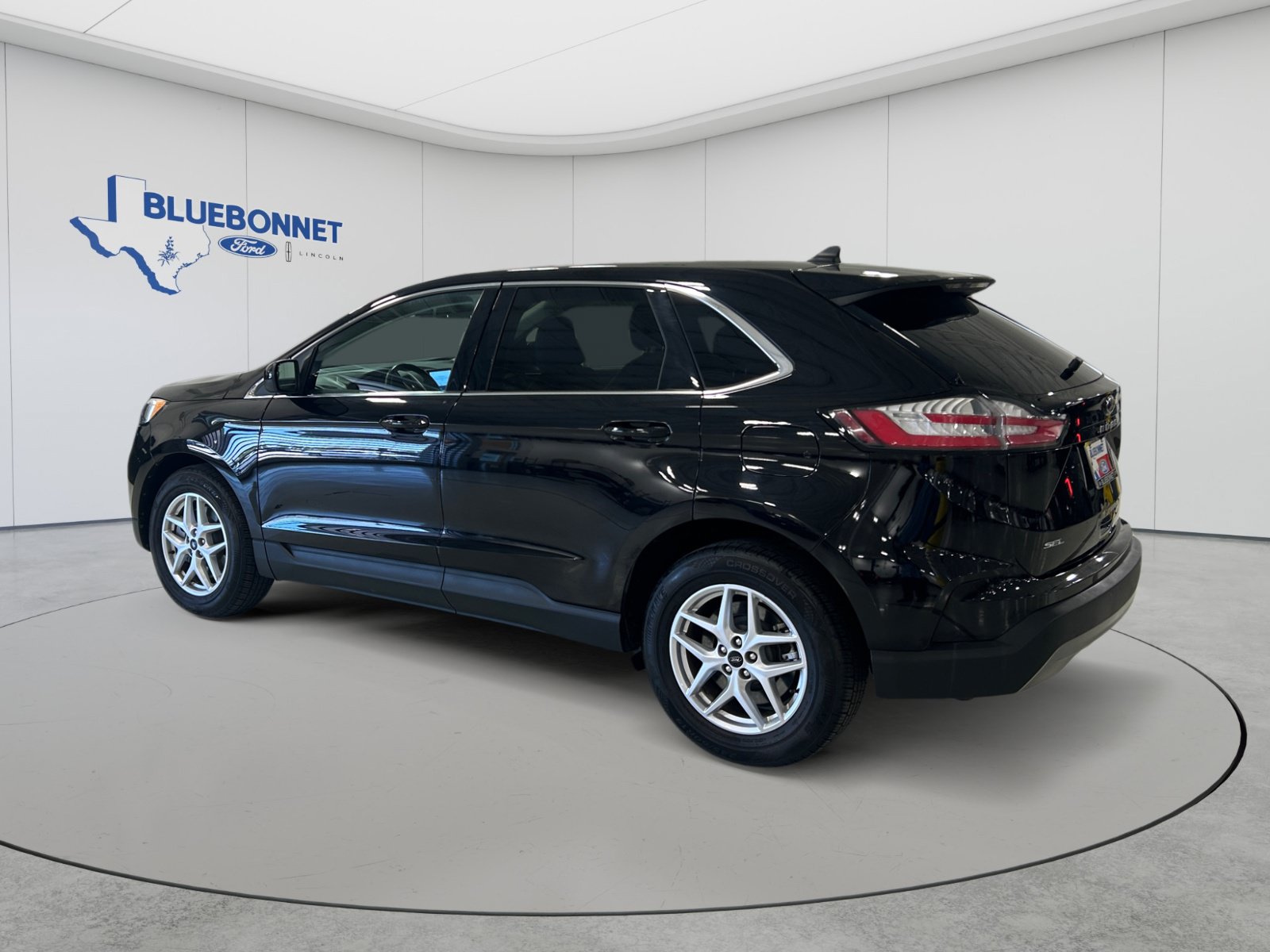 Certified 2024 Ford Edge SEL AWD/4WD image 7