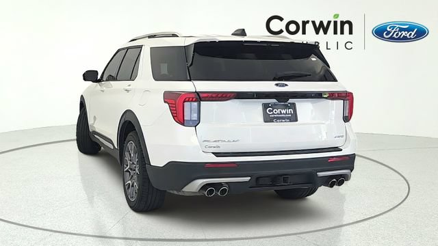 Certified 2025 Ford Explorer Platinum w/ Ultimate Package AWD/4WD image 4