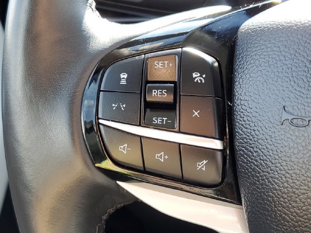 Certified 2025 Ford Explorer Platinum w/ Ultimate Package AWD/4WD image 18
