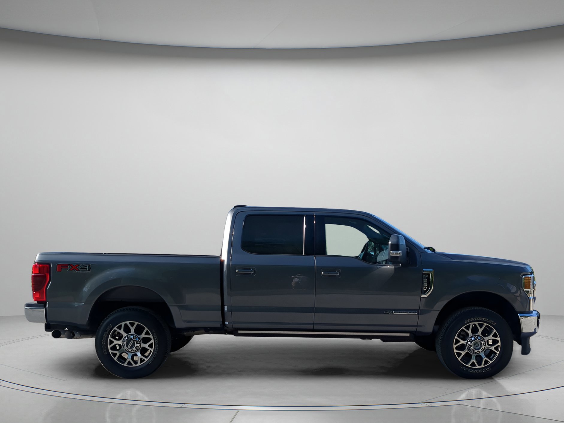 Certified 2022 Ford F250 Lariat w/ Lariat Ultimate Package image 31