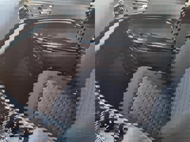 Certified 2024 Ford Edge SE w/ Black Appearance Package image 14