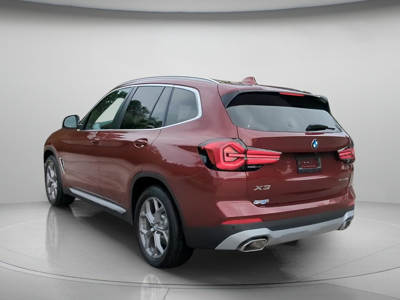 Used 2024 BMW X3 sDrive30i w/ Convenience Package RWD image 21