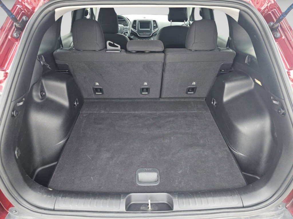 Used 2021 Jeep Cherokee Latitude image 23