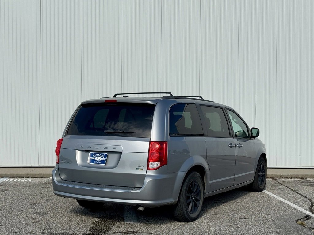 Used 2019 Dodge Grand Caravan GT image 4