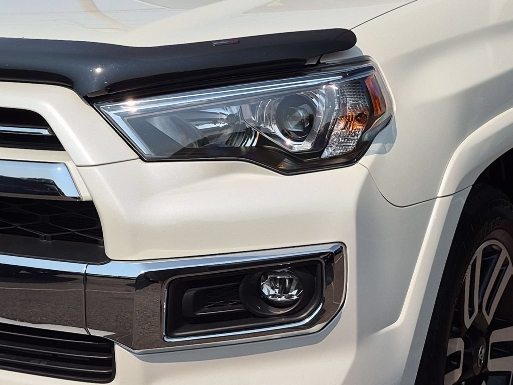 Used 2023 Toyota 4Runner Limited AWD/4WD image 3