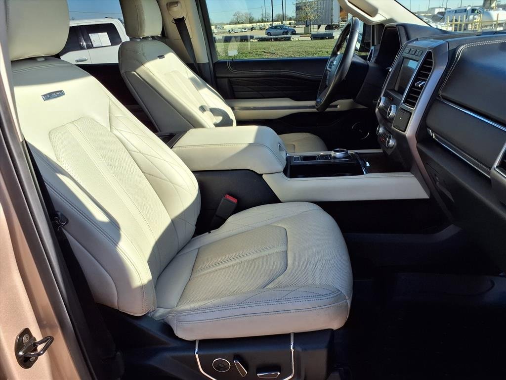 Certified 2020 Ford Expedition Platinum image 29