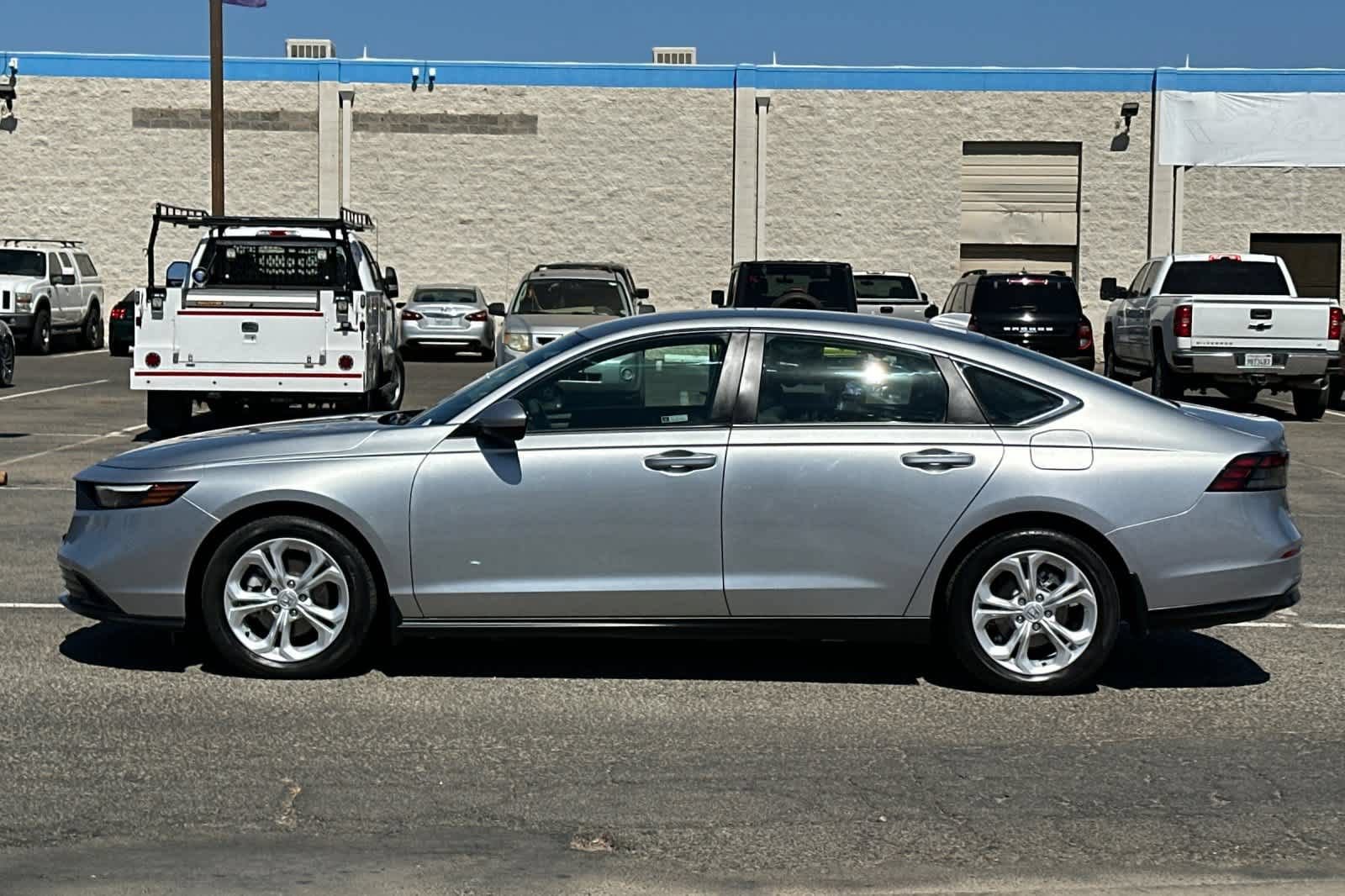 Used 2024 Honda Accord LX image 5