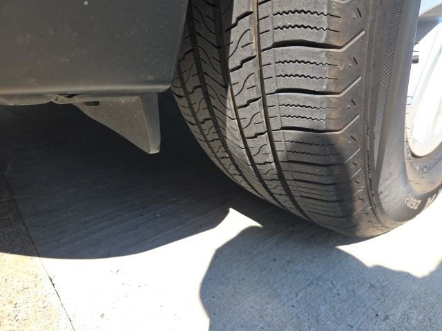 Used 2024 Toyota Grand Highlander XLE image 4