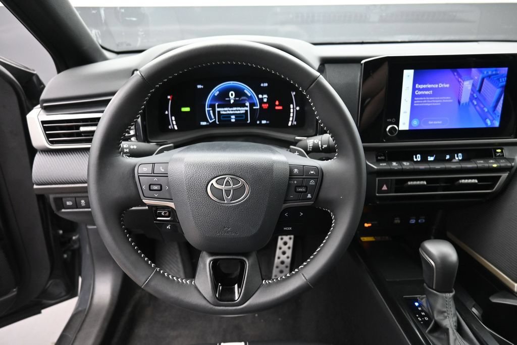 Used 2026 Toyota Camry SE FWD image 26