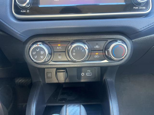 Used 2024 Nissan Versa SV w/ Trunk Package image 22