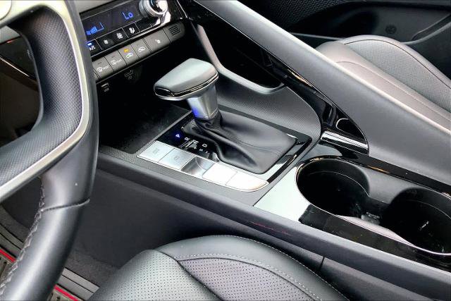 Used 2023 Hyundai Elantra Limited FWD image 17