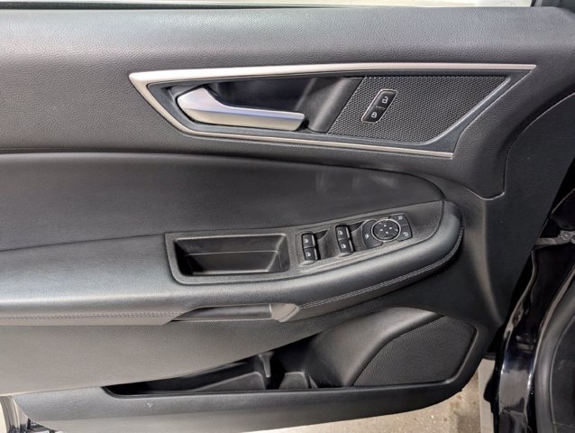 Certified 2024 Ford Edge SEL AWD/4WD image 11