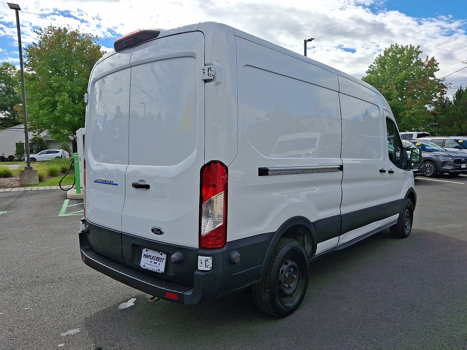 Certified 2023 Ford E-Transit Medium Roof RWD image 5