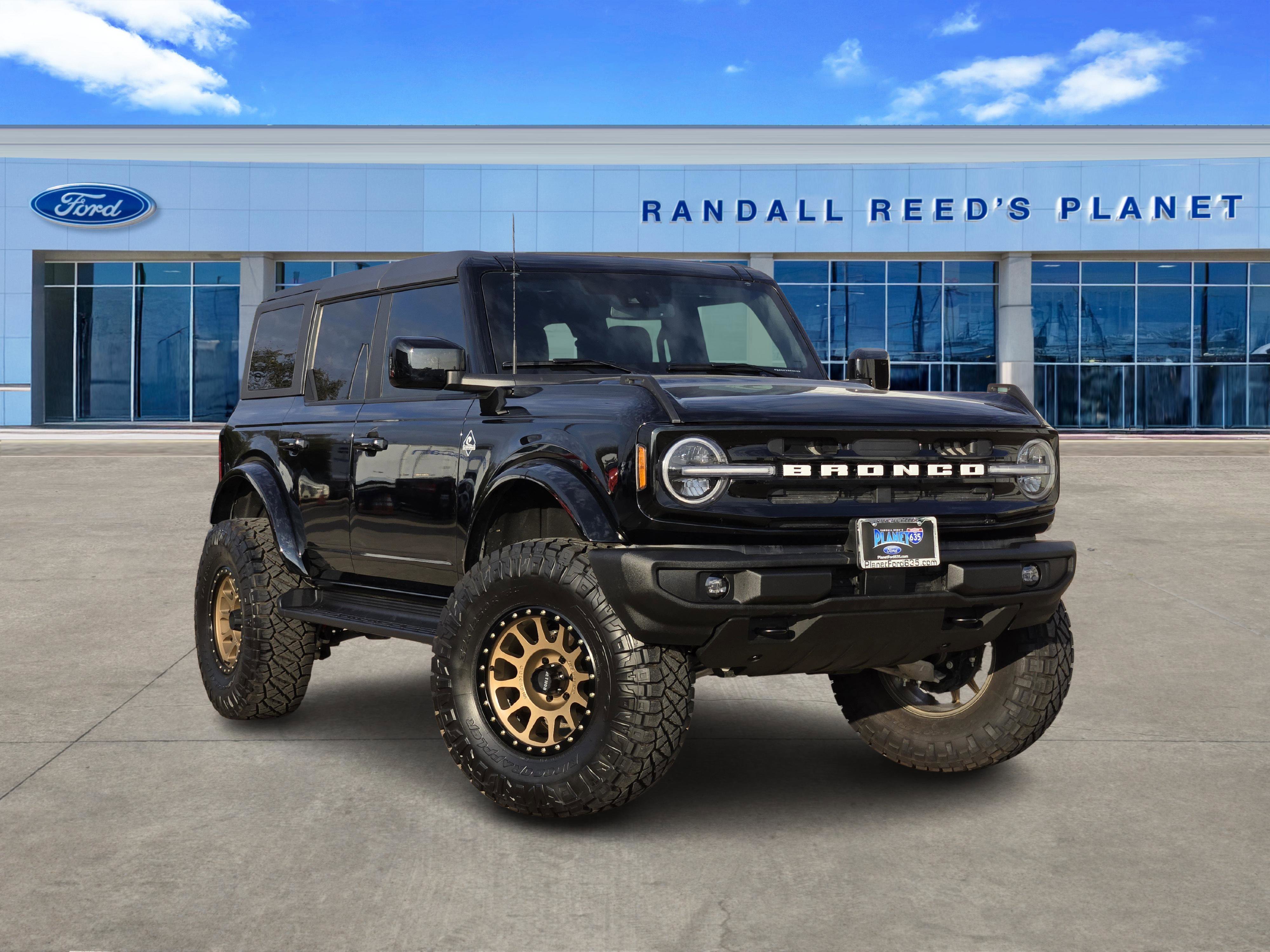 Certified 2025 Ford Bronco Outer Banks