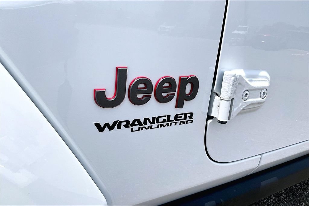 Used 2018 Jeep Wrangler Unlimited Rubicon AWD/4WD image 8