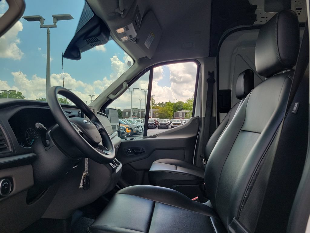 Certified 2025 Ford Transit 250 148 High Roof Extended RWD image 20