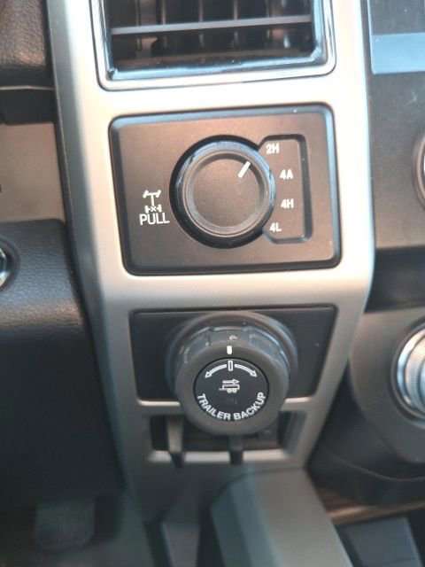 Certified 2020 Ford F150 Lariat w/ Equipment Group 502A Luxury image 31