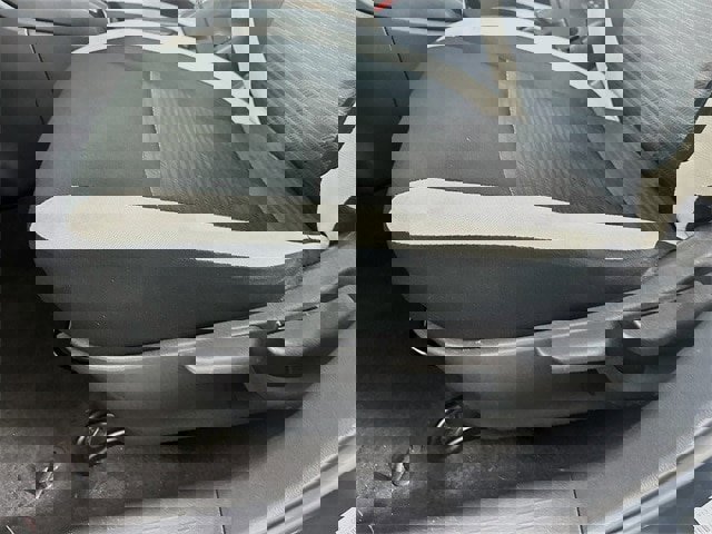 Used 2021 Nissan Versa SV image 10