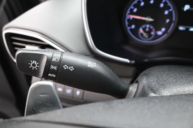 Used 2023 Hyundai Santa Fe SEL FWD image 17