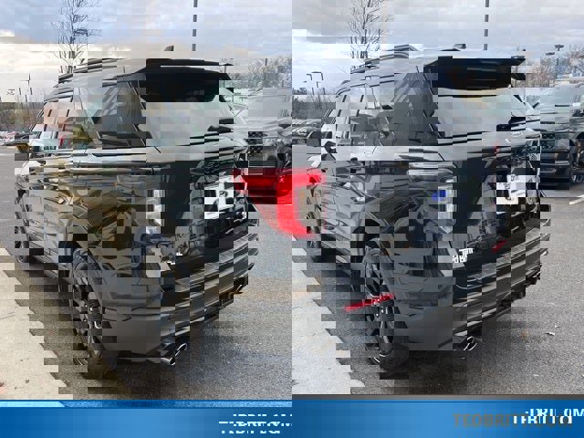 Certified 2022 Ford Explorer ST w/ Equipment Group 401A image 6