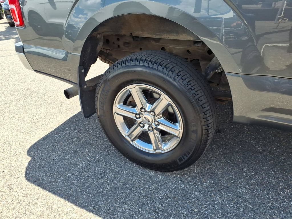 Certified 2019 Ford F150 XLT w/ Max Trailer Tow Package AWD/4WD image 5