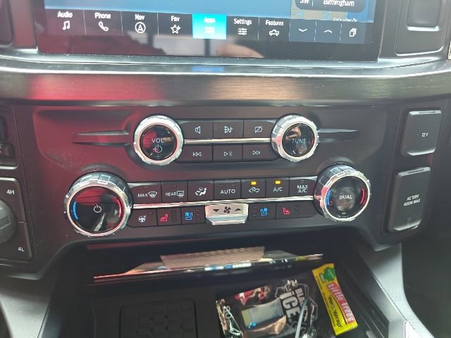 Certified 2024 Ford F250 Lariat w/ Lariat Ultimate Package image 12