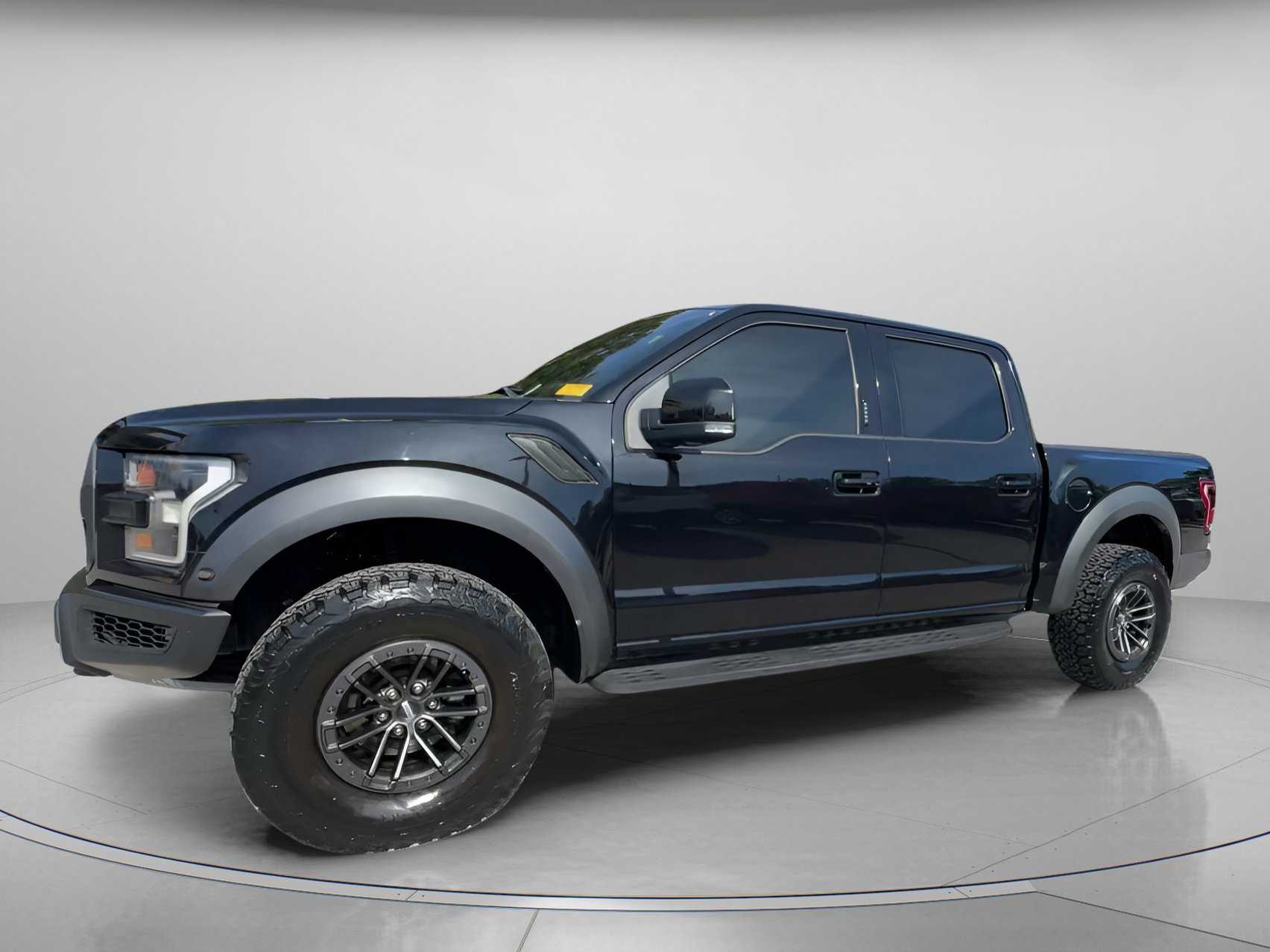 Certified 2020 Ford F150 Raptor w/ Equipment Group 802A Luxury image 5