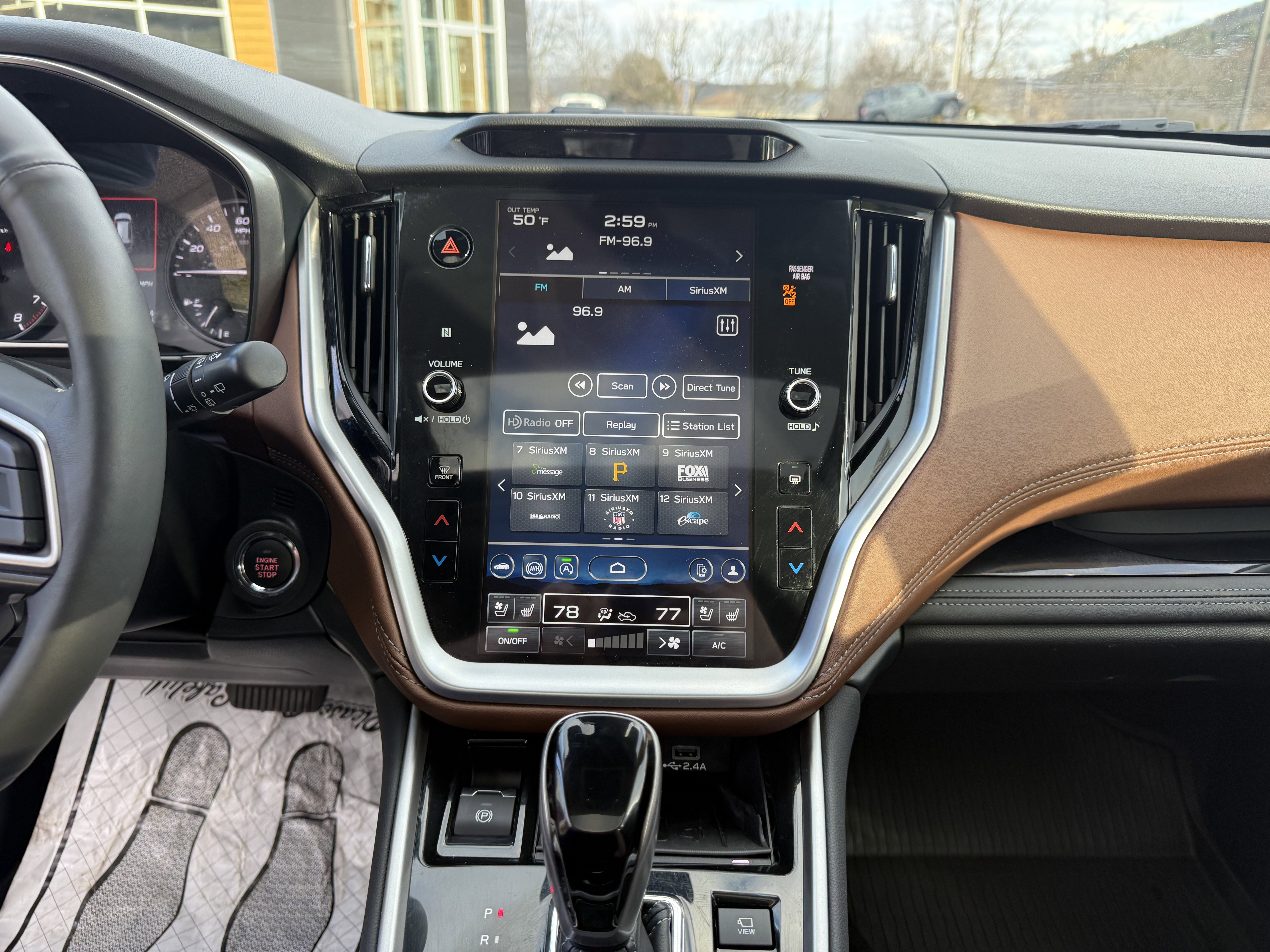 Used 2025 Subaru Outback Touring XT image 14