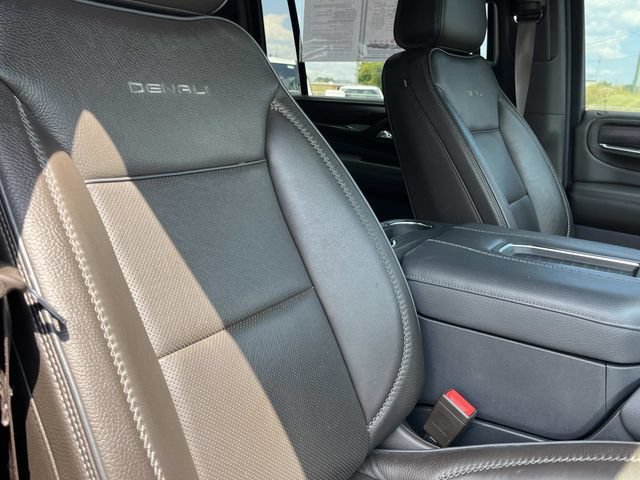 Used 2021 GMC Yukon XL Denali w/ Denali Premium Package RWD image 33