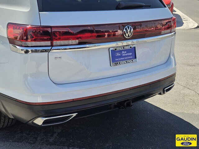 Used 2024 Volkswagen Atlas SE w/ Panoramic Sunroof Package FWD image 6