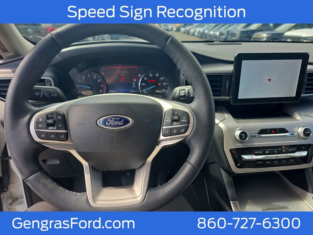 Certified 2022 Ford Explorer XLT w/ Equipment Group 202A image 16