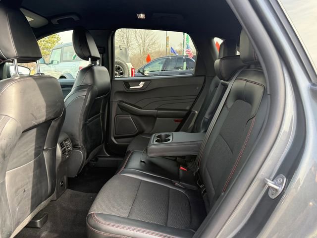 Certified 2024 Ford Escape ST-Line w/ Tech Pack #1 image 9