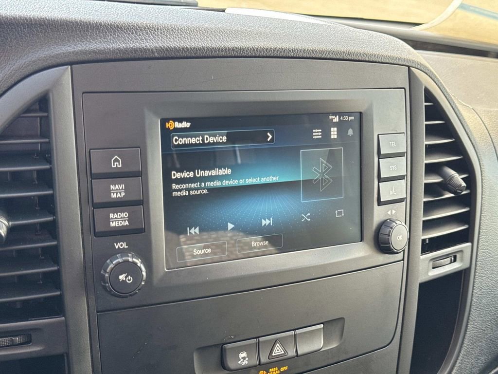 Used 2023 Mercedes-Benz Metris image 22