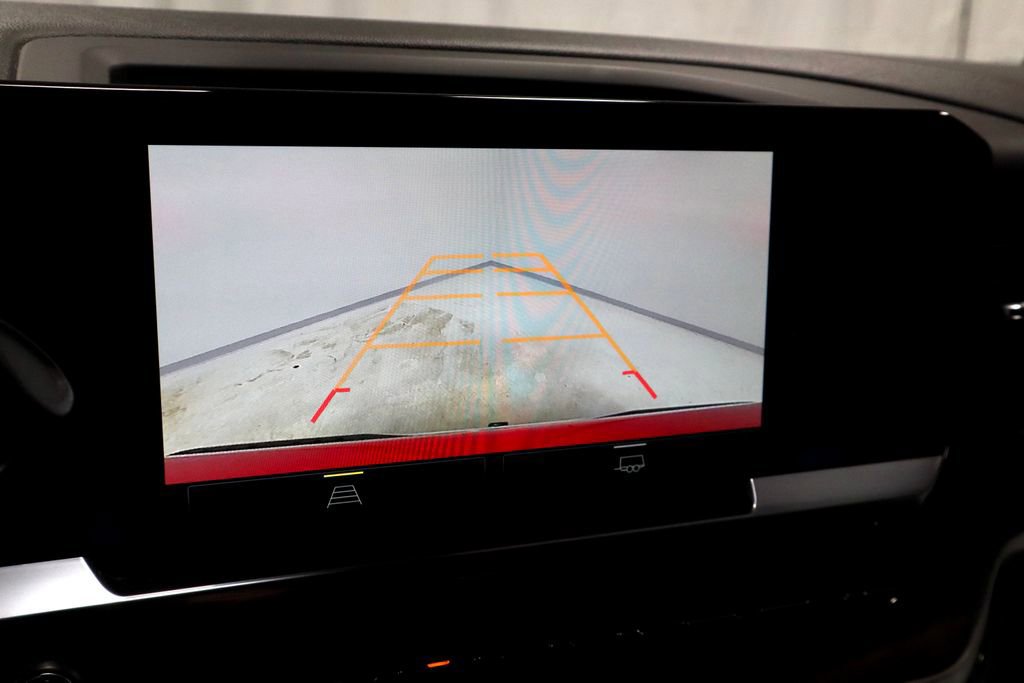 Used 2023 Chevrolet Silverado 1500 LT image 9