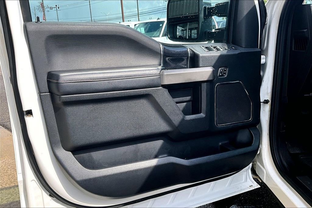 Certified 2021 Ford F450 Platinum w/ FX4 Off-Road Package AWD/4WD image 18