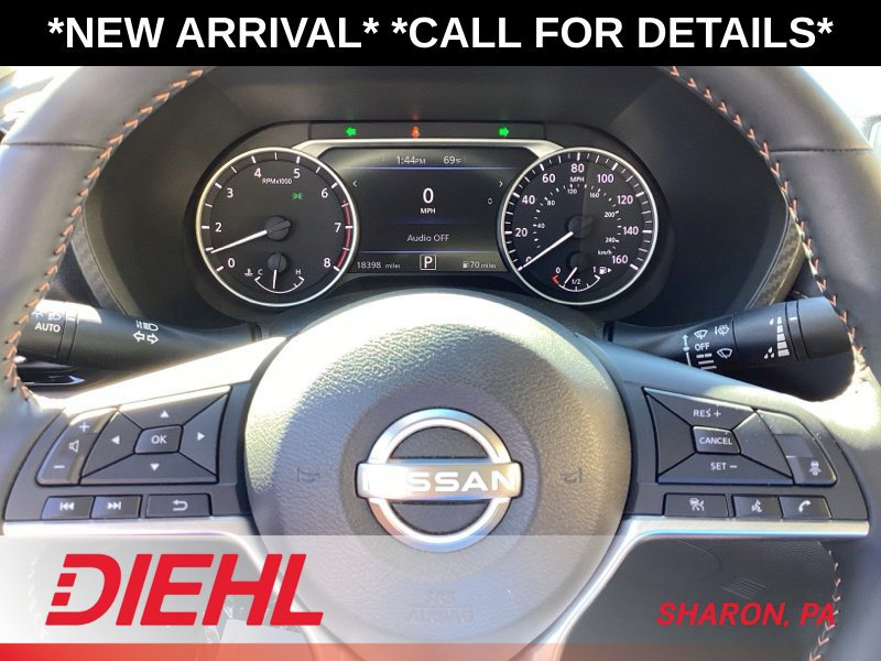 Used 2025 Nissan Sentra SR FWD image 34