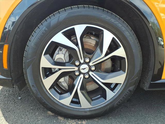 Certified 2022 Ford Mustang Mach-E Premium AWD/4WD image 25