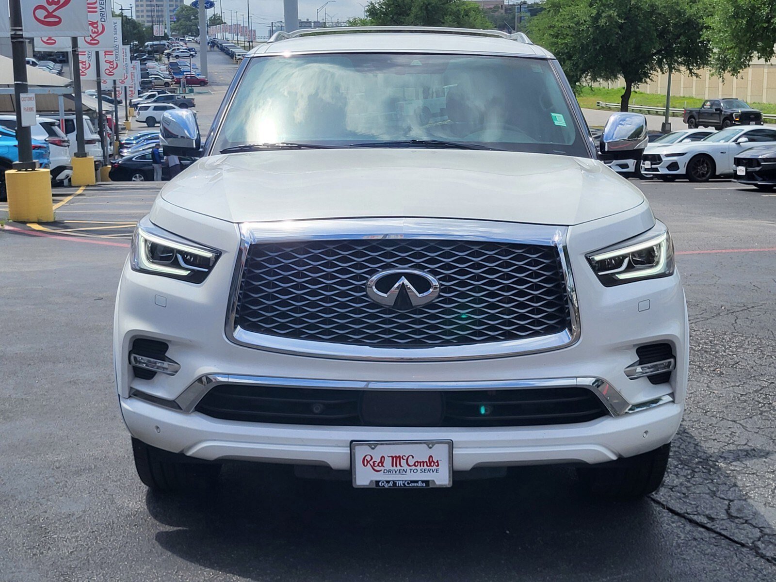 Used 2021 INFINITI QX80 Sensory w/ Cargo Package image 8