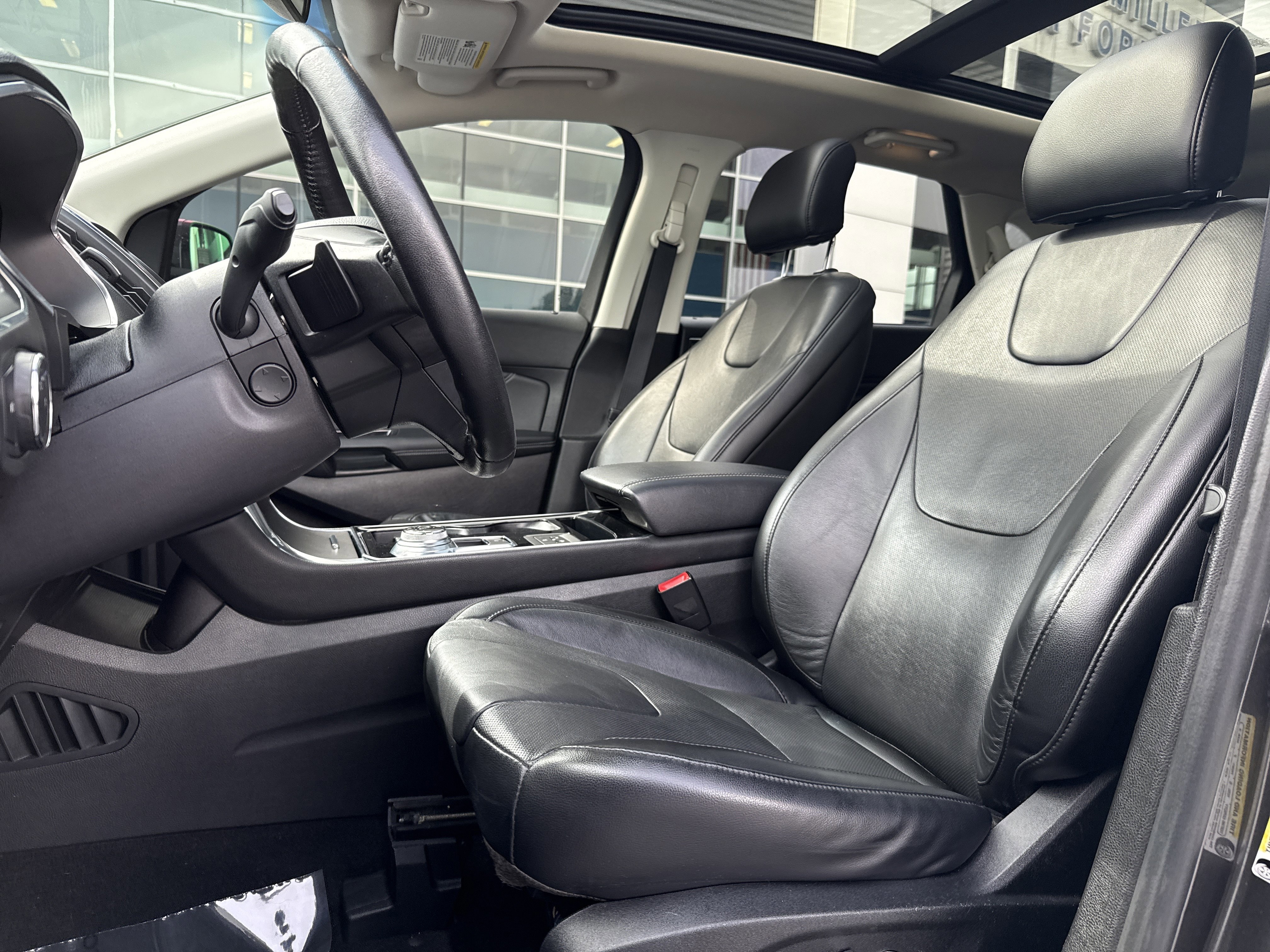 Certified 2019 Ford Edge Titanium w/ Equipment Group 301A image 14