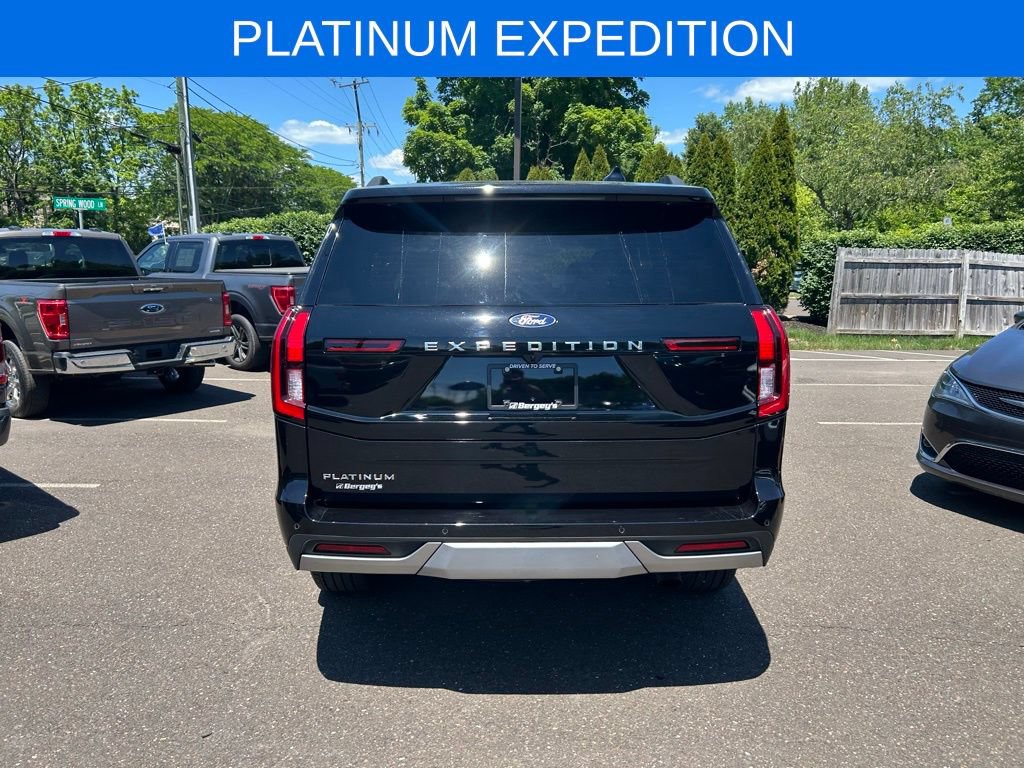 Certified 2025 Ford Expedition Platinum w/ Driver's Package AWD/4WD image 6
