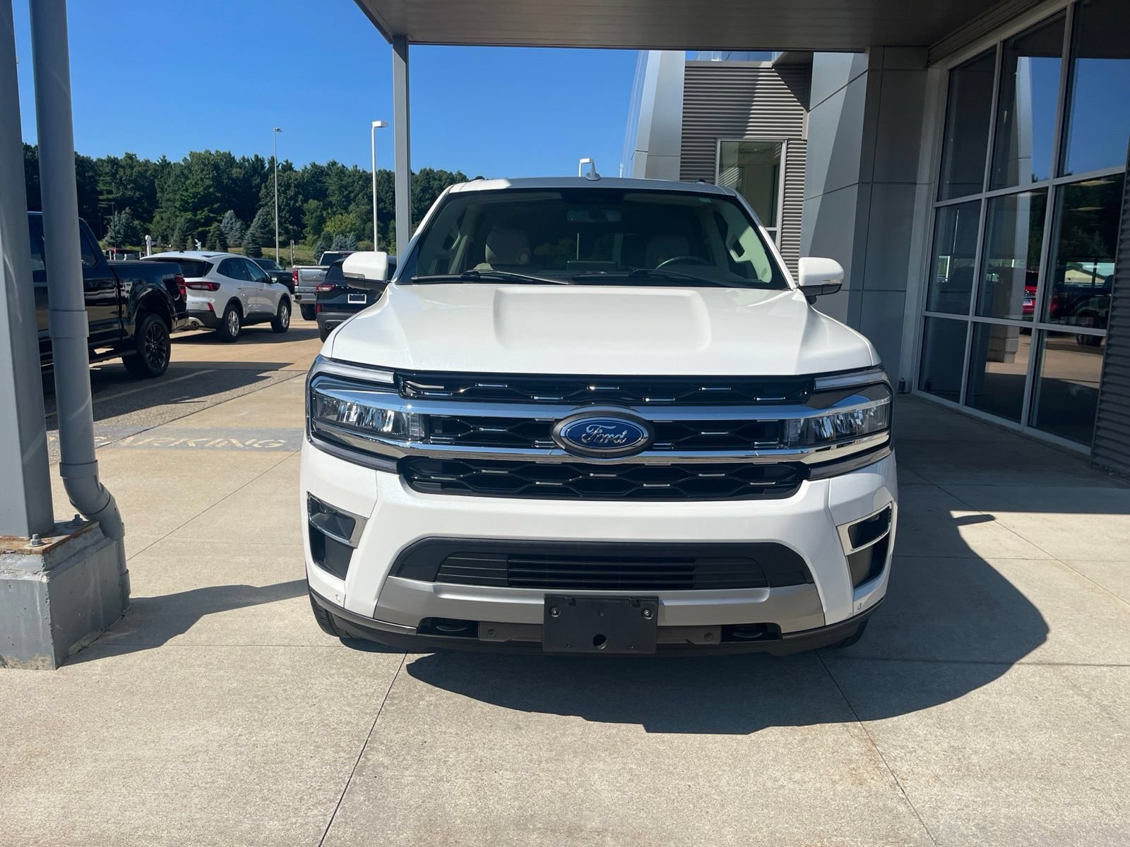 Certified 2024 Ford Expedition Max Limited AWD/4WD image 9
