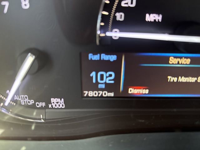 Used 2017 Cadillac XT5 Luxury w/ Driver Awareness Package image 5